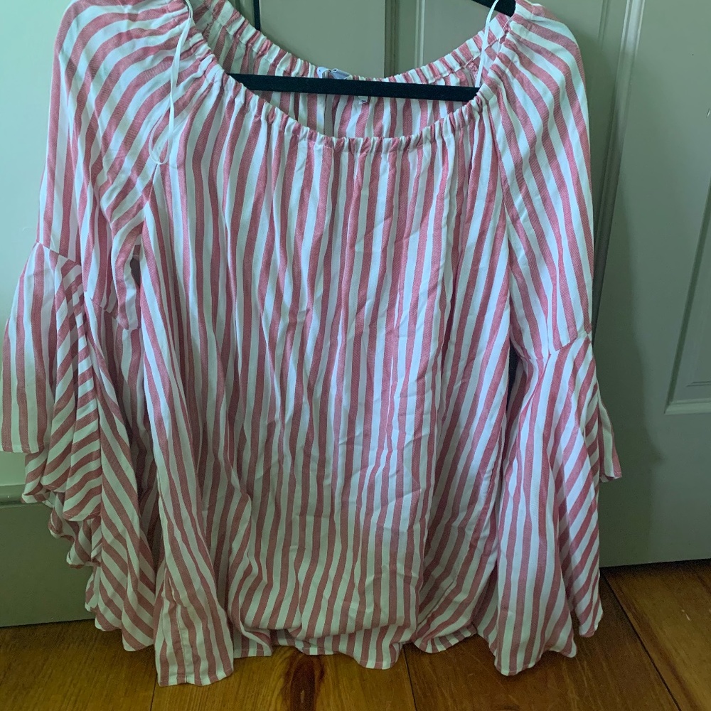 RED STRIPED RUFFLY  TOP